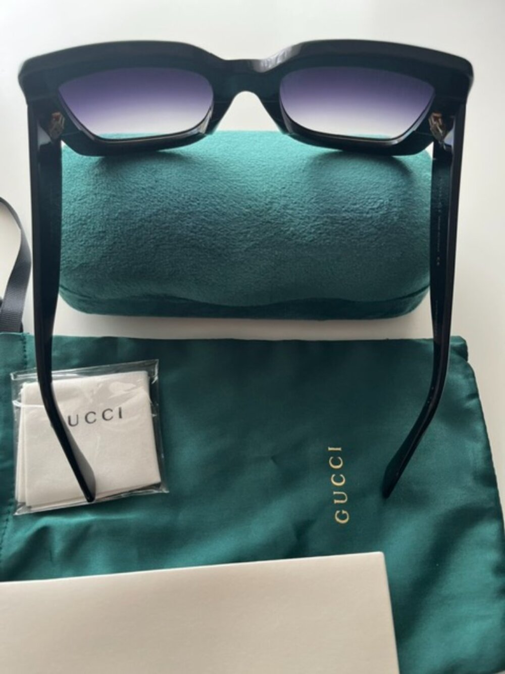 Gucci GG0083S Women's Oversized Square Black Frame Sunglasses - Picture 5 of 11